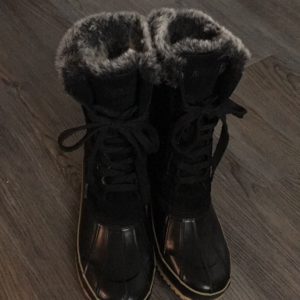 ◾️Khombu Fur Lined Boots